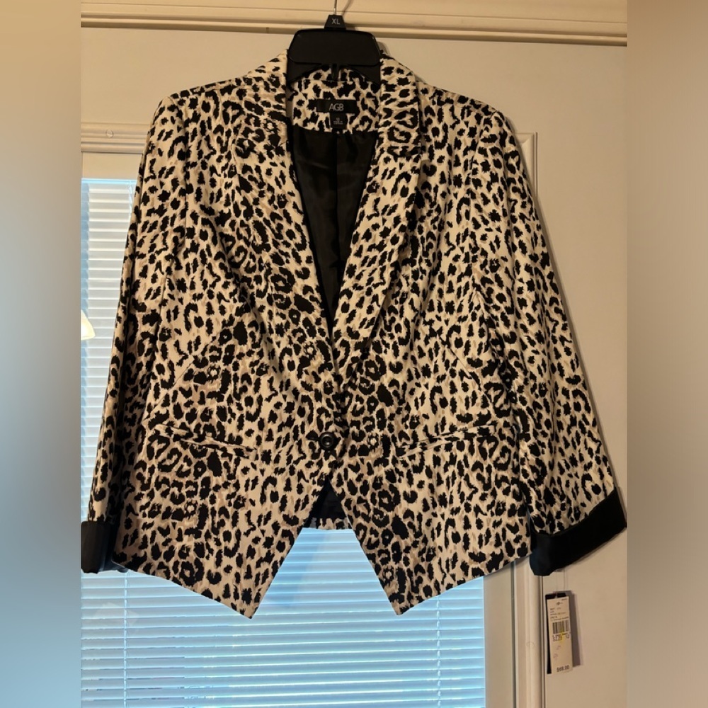 AGB Blazer NWT